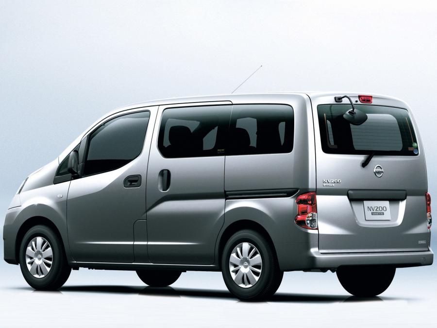  Nissan NV200 Vanette Van GX 2009 года  (фото 8 из 14)